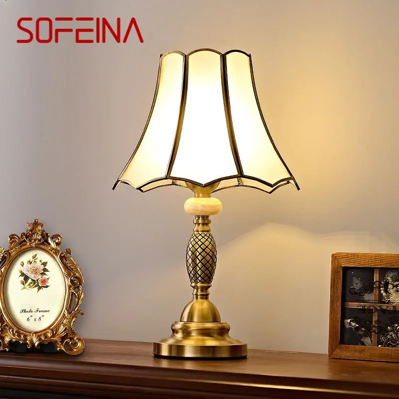 SOFEINA Modern Brass Table Lamp LED European Simple Luxury Creative Copper Glass Desk Lights for Home Living Room Bedroom
SOFEINA Modern Brass Table Lamp LED European Simple Luxury Creative Copper Glass Desk Lights for Home Living Room Bedroom
