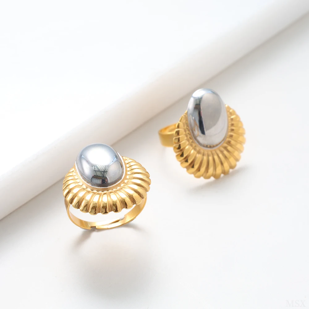 Simple Vintage Double Color Daisy Open Stainless Steel Ring for Women Delicate Striped Finger Rings Statement Waterproof Jewelry
Simple Vintage Double Color Daisy Open Stainless Steel Ring for Women Delicate Striped Finger Rings Statement Waterproof Jewelry