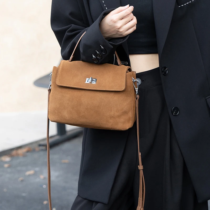 Ladies Casual Trend Commute Handbags Women's Suede Cow Leather Luxury Shoulder Bags Female Real Cowhide Durable Crossbody Bag
Ladies Casual Trend Commute Handbags Women's Suede Cow Leather Luxury Shoulder Bags Female Real Cowhide Durable Crossbody Bag