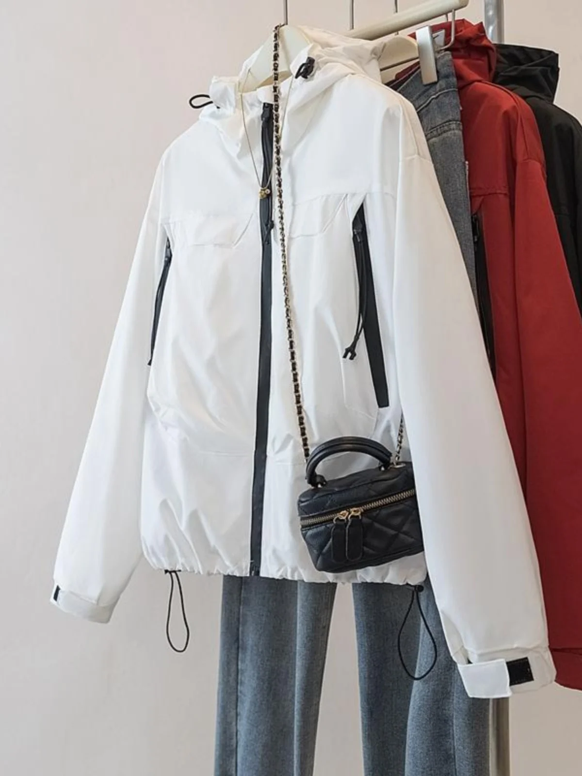 Fashionable Large Size Women's Spring Outerwear Hooded Loose Jacket Stylish Coat for Plump Little Sister Commute Style
Fashionable Large Size Women's Spring Outerwear Hooded Loose Jacket Stylish Coat for Plump Little Sister Commute Style