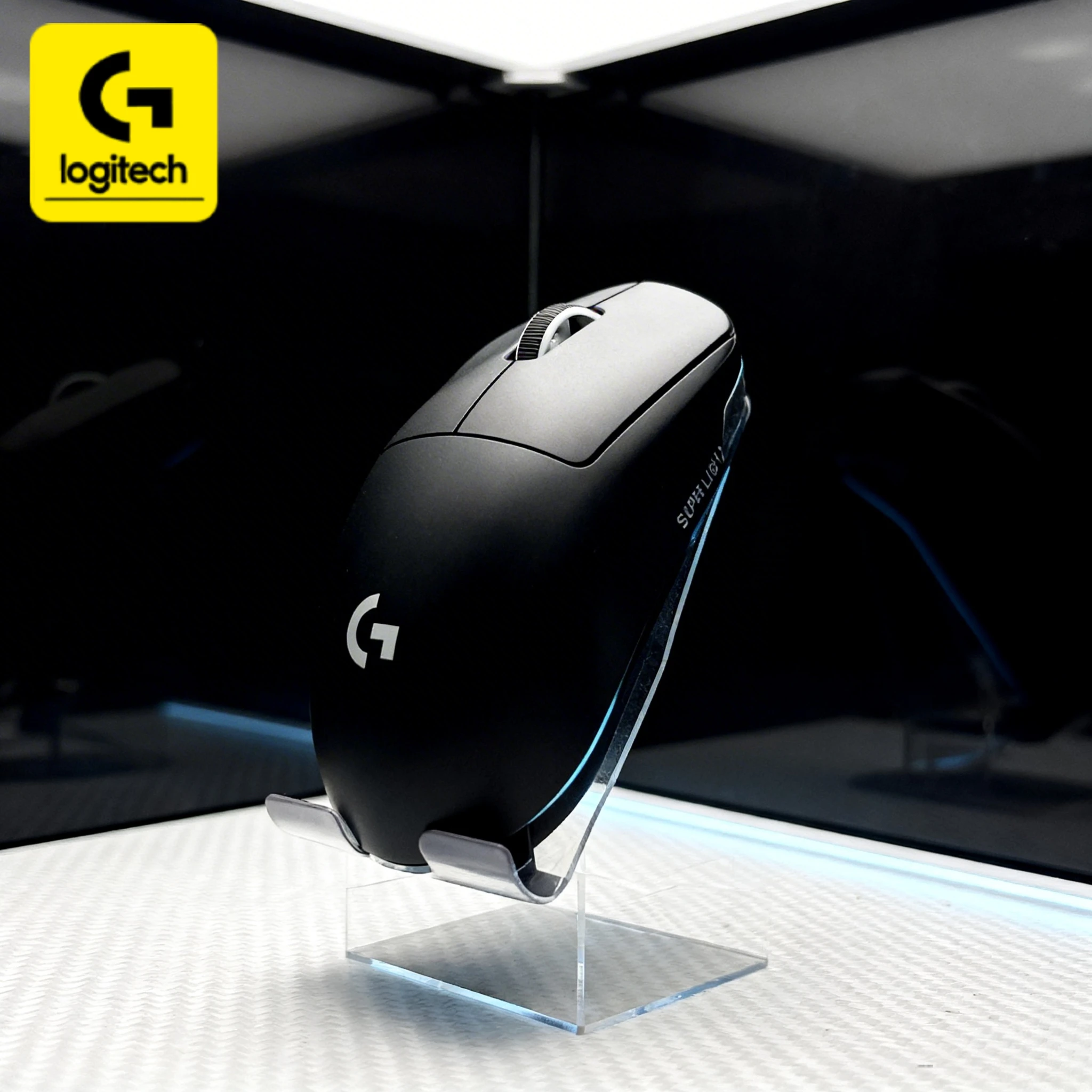 Logitech G PRO X/G402, 8kHz repeat frequency, 5 programmable buttons, efficient operation.
Logitech G PRO X/G402, 8kHz repeat frequency, 5 programmable buttons, efficient operation.