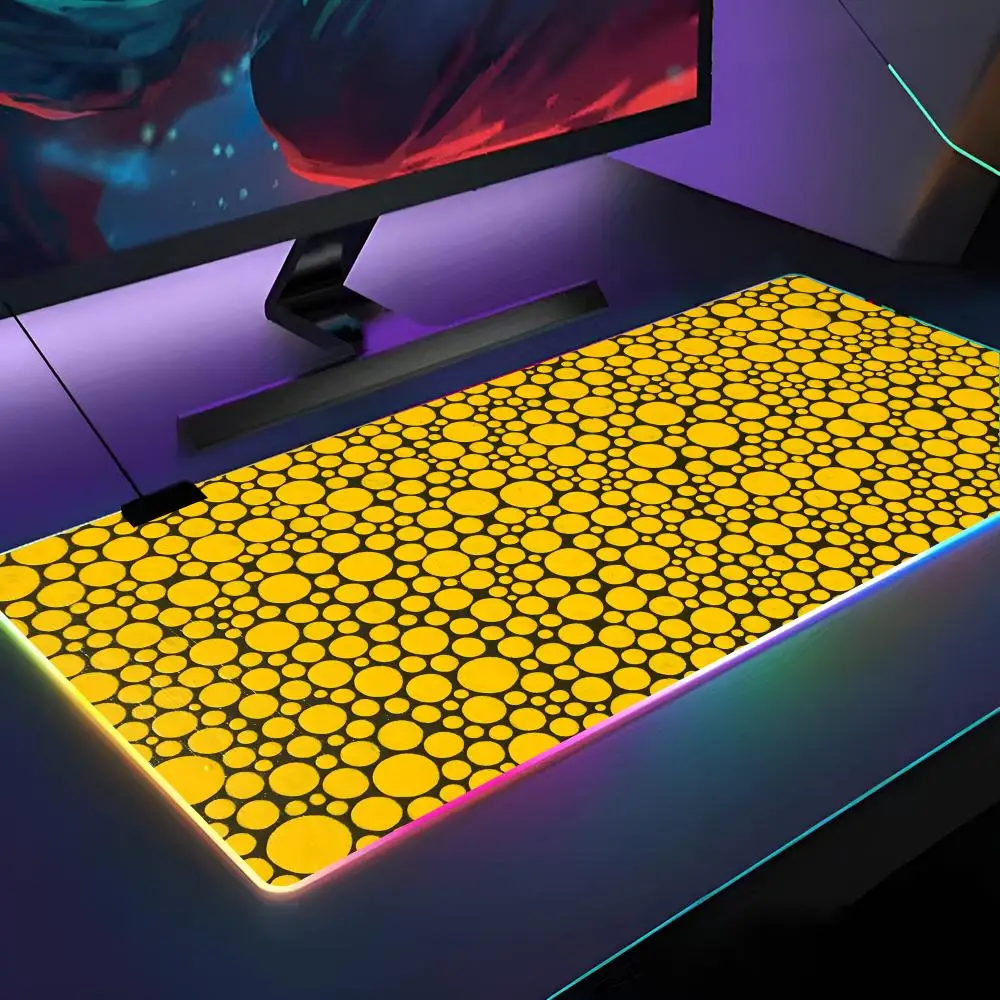 Y-YAYOI-KUSAMA Art Mouse Pad RGB Backlit Mouse Pad Laptop Mouse Pad Laptop Gamer Computer Desk Gaming Accessories
Y-YAYOI-KUSAMA Art Mouse Pad RGB Backlit Mouse Pad Laptop Mouse Pad Laptop Gamer Computer Desk Gaming Accessories