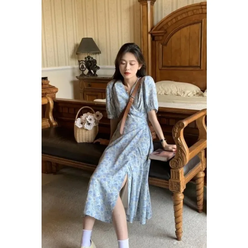 Women's Summer Floral Wrap Dress V-Neck Short Sleeve Slim Fit Midi Dress
Women's Summer Floral Wrap Dress V-Neck Short Sleeve Slim Fit Midi Dress