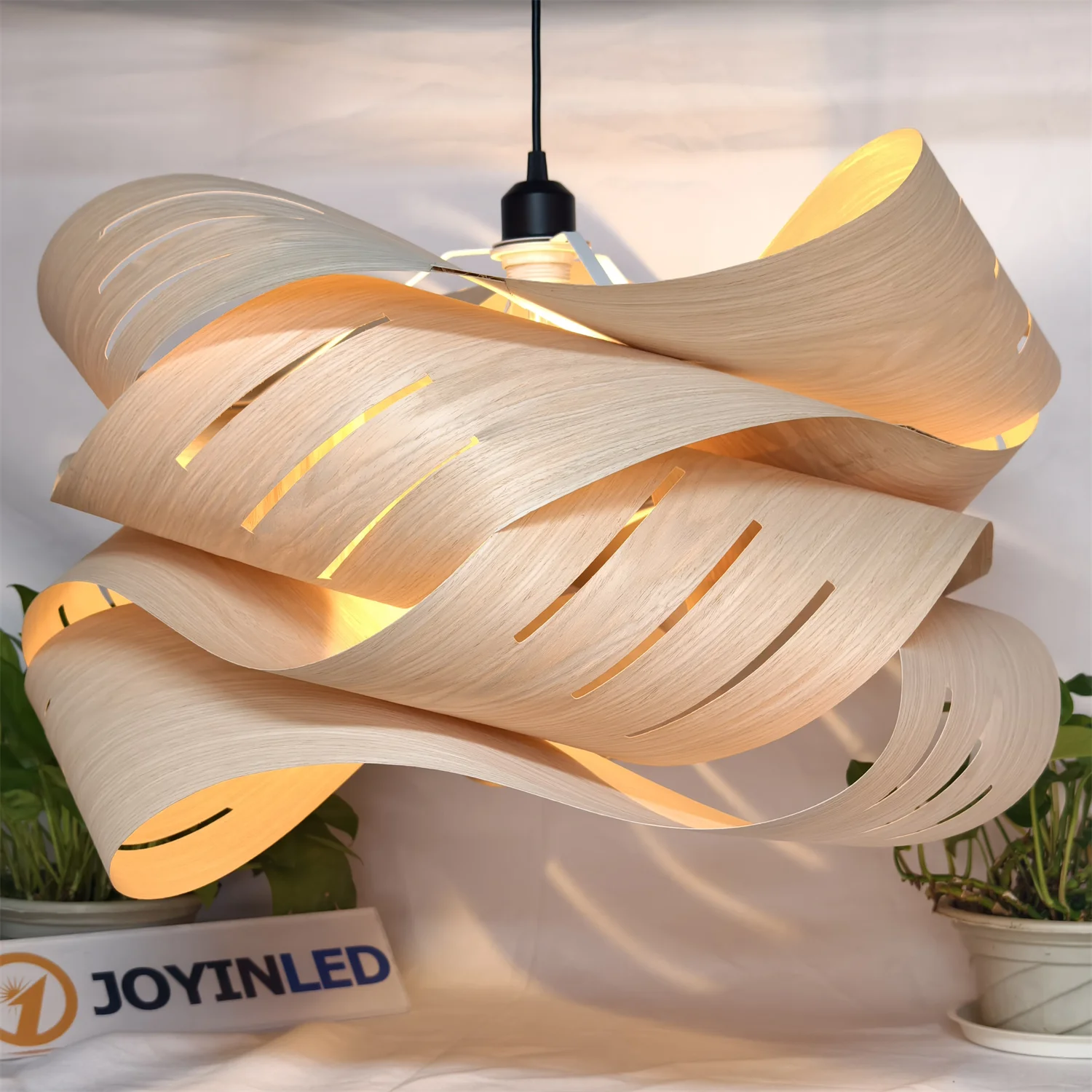 JOYINLED Creative Pendant Chandeliers Modern Room Wood Skin Modest Ceiling Lamp Dining Table Kitchen Lighting Fixture Home Decor
JOYINLED Creative Pendant Chandeliers Modern Room Wood Skin Modest Ceiling Lamp Dining Table Kitchen Lighting Fixture Home Decor