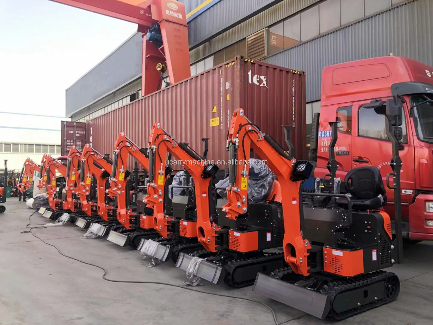 YG Customized Best-Selling Mini Multi-Functional Crawler Excavator With Hydraulic Pump
YG Customized Best-Selling Mini Multi-Functional Crawler Excavator With Hydraulic Pump