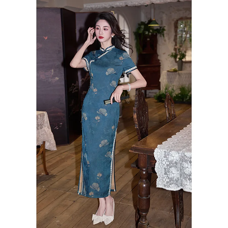 Vintage Mandarin Collar Qipao Dresses For Women Fashion Casual Streetwear Woman Clothes Elegant Chinese Style Cheongsam
Vintage Mandarin Collar Qipao Dresses For Women Fashion Casual Streetwear Woman Clothes Elegant Chinese Style Cheongsam