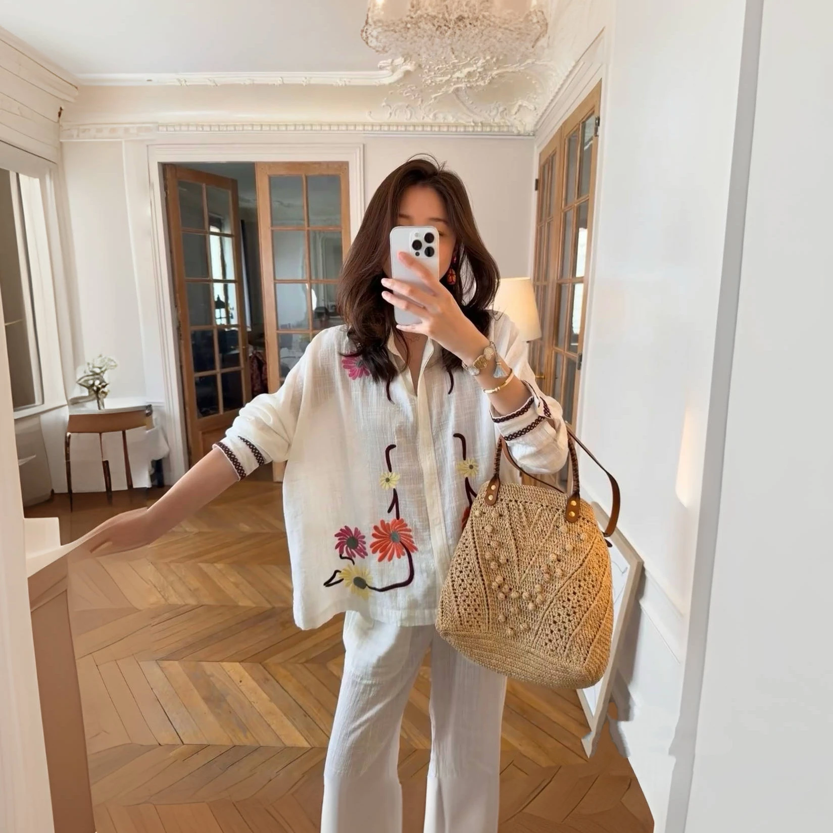Paris Maison Floral Embroidery Texture Cotton Washed Shirt Women's Loose Fit Long Sleeve Collar UV Protection Summer Shirt
Paris Maison Floral Embroidery Texture Cotton Washed Shirt Women's Loose Fit Long Sleeve Collar UV Protection Summer Shirt