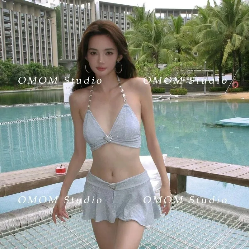 Women Glitter Rhinestone Halter Bikini 2Pcs Skirt Swimsuit Slim Bathing Suit Beach Surf Vacation
Women Glitter Rhinestone Halter Bikini 2Pcs Skirt Swimsuit Slim Bathing Suit Beach Surf Vacation
