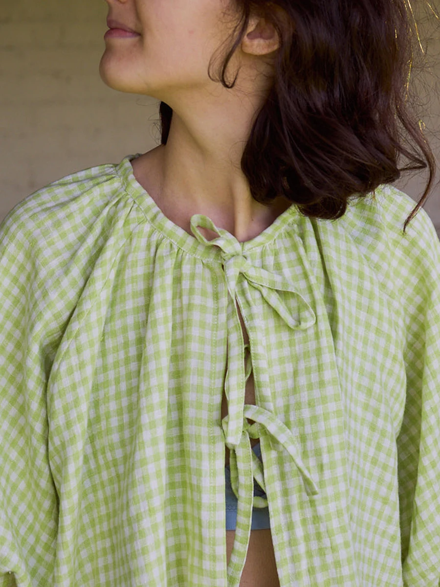 Women Short Sleeve Shirts Plaid Tie-Up Front Fashion Blouses Summer Casual Tops Streetwear
Women Short Sleeve Shirts Plaid Tie-Up Front Fashion Blouses Summer Casual Tops Streetwear