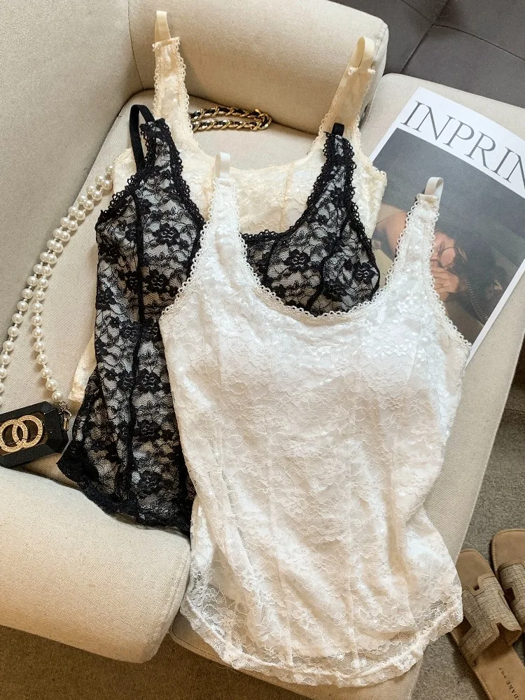Sexy Pure Desire Lace Strap Vest Women's Winter New Fishbone Slim Design Arc Bottoming Shirt U-neck Knitted Mid-waist Breathable
Sexy Pure Desire Lace Strap Vest Women's Winter New Fishbone Slim Design Arc Bottoming Shirt U-neck Knitted Mid-waist Breathable