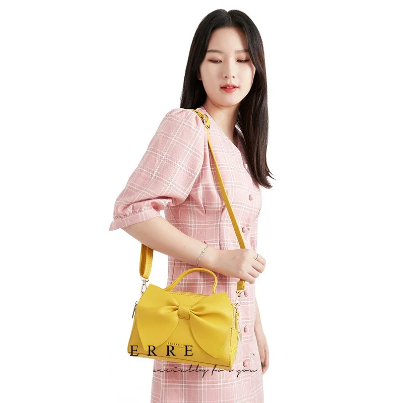 Women Handbag Luxury Messenger Bag Soft High Quality Tote Casual Shoulder Bag Fashion Ladies Crossbody Female Beach Bag Hot
Women Handbag Luxury Messenger Bag Soft High Quality Tote Casual Shoulder Bag Fashion Ladies Crossbody Female Beach Bag Hot