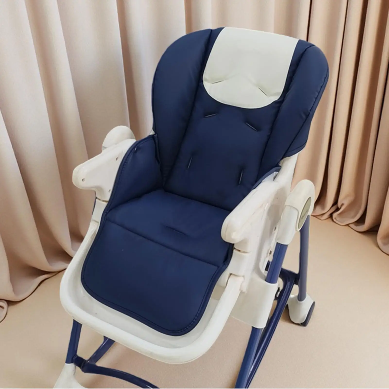 Чехол на стульчик для кормления, водонепроницаемые детские обеденные аксессуары, подушка из искусственной кожи для обеденного сиденья, чехол K05
Чехол на стульчик для кормления, водонепроницаемые детские обеденные аксессуары, подушка из искусственной кожи для обеденного сиденья, чехол K05