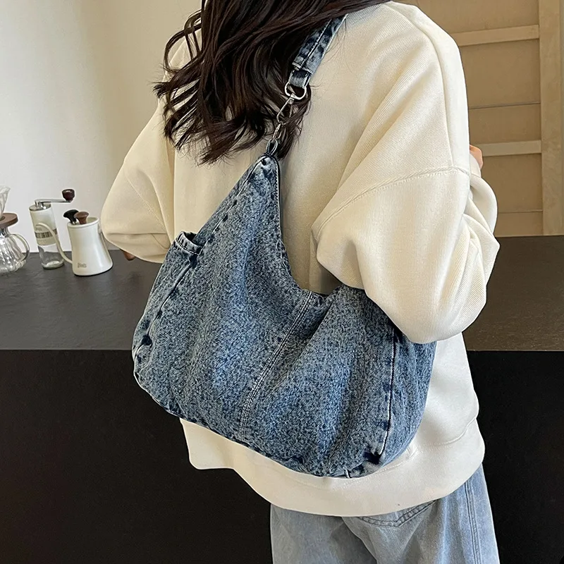 Women's Tote Bag 2024 Casual Large Capacity Denim New Fashion Versatile Handbag Fashion Commuting One Shoulder
Women's Tote Bag 2024 Casual Large Capacity Denim New Fashion Versatile Handbag Fashion Commuting One Shoulder