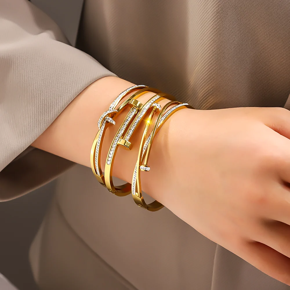 3Pcs/Set Stainless Steel Women's Bracelet Bangle Set, Classic Combination with Gold Color Zircon Wrist Jewelry Accessories Gift
3Pcs/Set Stainless Steel Women's Bracelet Bangle Set, Classic Combination with Gold Color Zircon Wrist Jewelry Accessories Gift