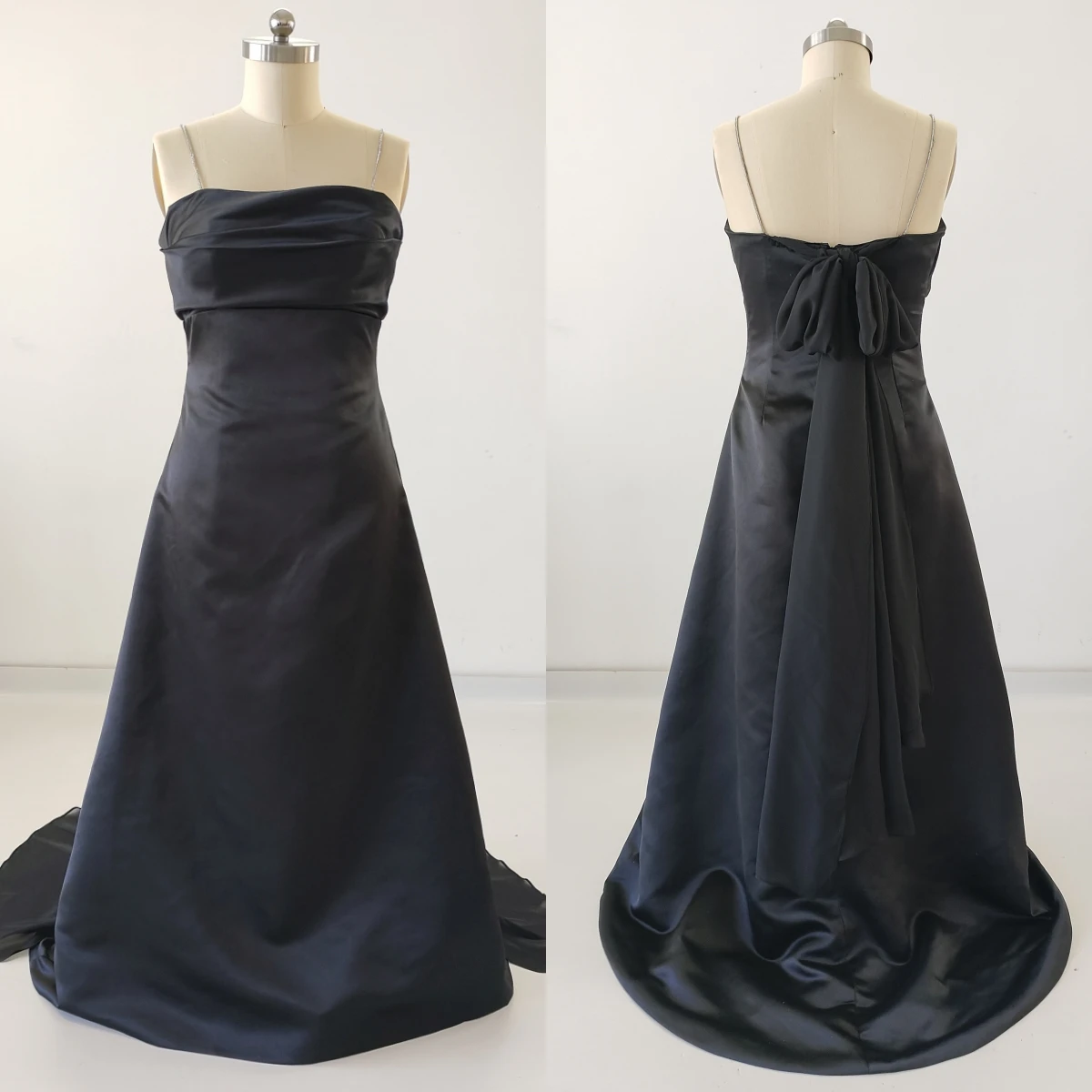 Feelingarden Evening Dress Plus Size Black Satin Bling Straps Zipper Back Floor Length Trailing Custom Women Formal Party Gown
Feelingarden Evening Dress Plus Size Black Satin Bling Straps Zipper Back Floor Length Trailing Custom Women Formal Party Gown