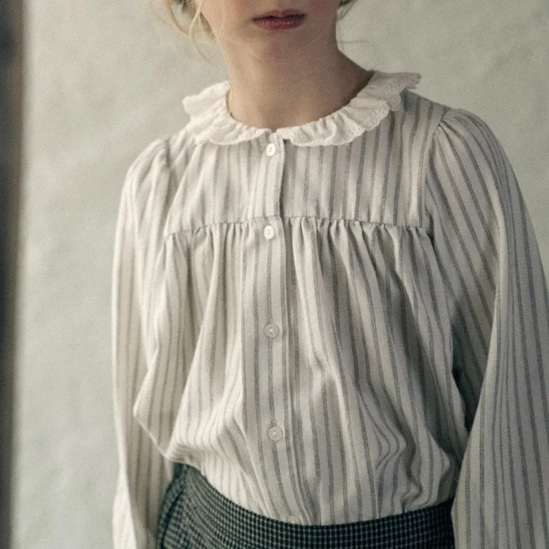 French Vintage Striped Cotton Shirt Girls Tops Classic Versatile Lace Crew Neck Baby Girl Long Sleeved Shirts Kids Clothes
French Vintage Striped Cotton Shirt Girls Tops Classic Versatile Lace Crew Neck Baby Girl Long Sleeved Shirts Kids Clothes
