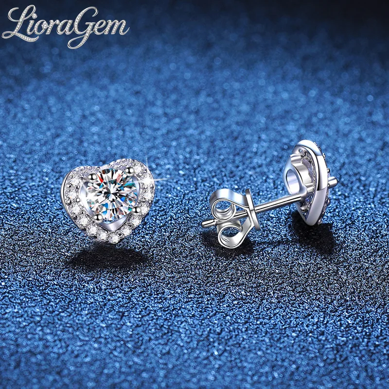 LioraGem Women’s Luxury Heart Moissanite Stud Earrings, Sweet D Color 0.5 Carat Moissanite Stud Gifts Platinum PT950 Stamp
LioraGem Women’s Luxury Heart Moissanite Stud Earrings, Sweet D Color 0.5 Carat Moissanite Stud Gifts Platinum PT950 Stamp