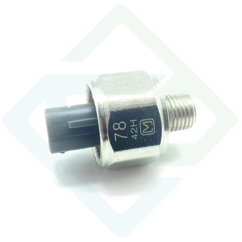 Suitable for Toyota old models the Domineering Crown Knock Sensor 89615-33020
Suitable for Toyota old models the Domineering Crown Knock Sensor 89615-33020