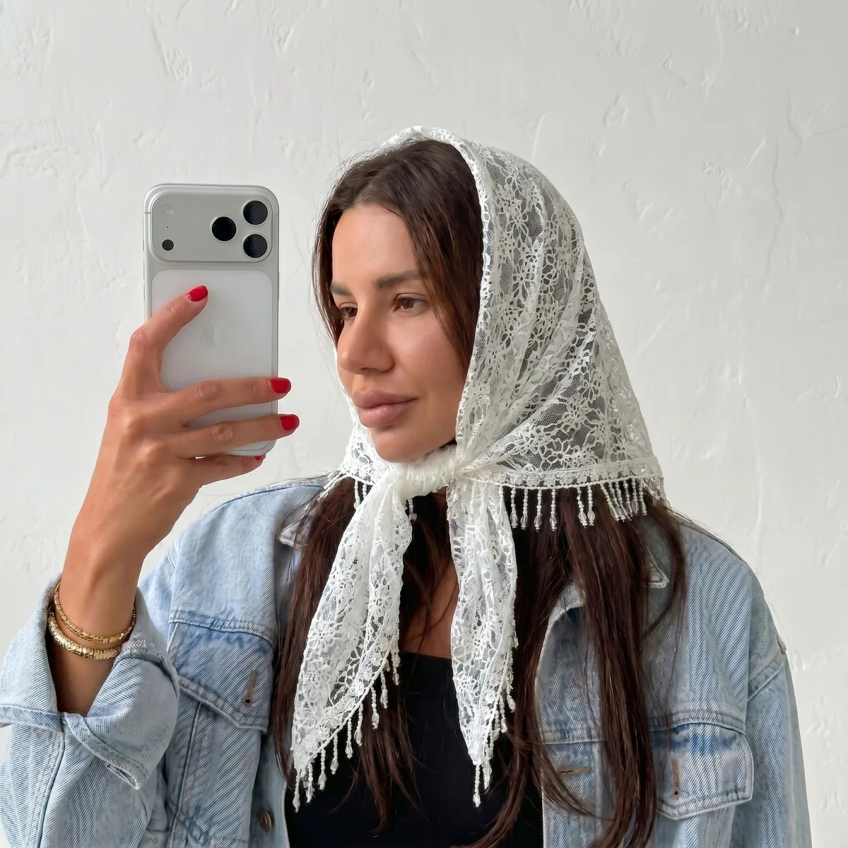 Newest Pattern Lace Embroidery Triangle Scarf Floral Bandana Women Vintage Triangular Headscarf Girls Elegant Hair Accessories
Newest Pattern Lace Embroidery Triangle Scarf Floral Bandana Women Vintage Triangular Headscarf Girls Elegant Hair Accessories