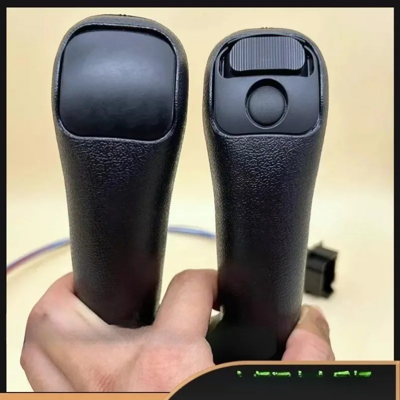 For Kubota Mini Excavator KX151 KX161 KX185 KX163 Electronic Control Joystick Handle Button U20 30 New Model
For Kubota Mini Excavator KX151 KX161 KX185 KX163 Electronic Control Joystick Handle Button U20 30 New Model