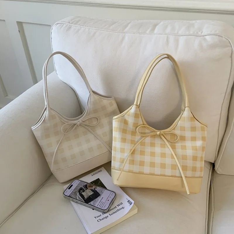 Classic Tote Bags Ladies Leather Handbag - Shoulder Messenger Style Timeless Elegant Design
Classic Tote Bags Ladies Leather Handbag - Shoulder Messenger Style Timeless Elegant Design