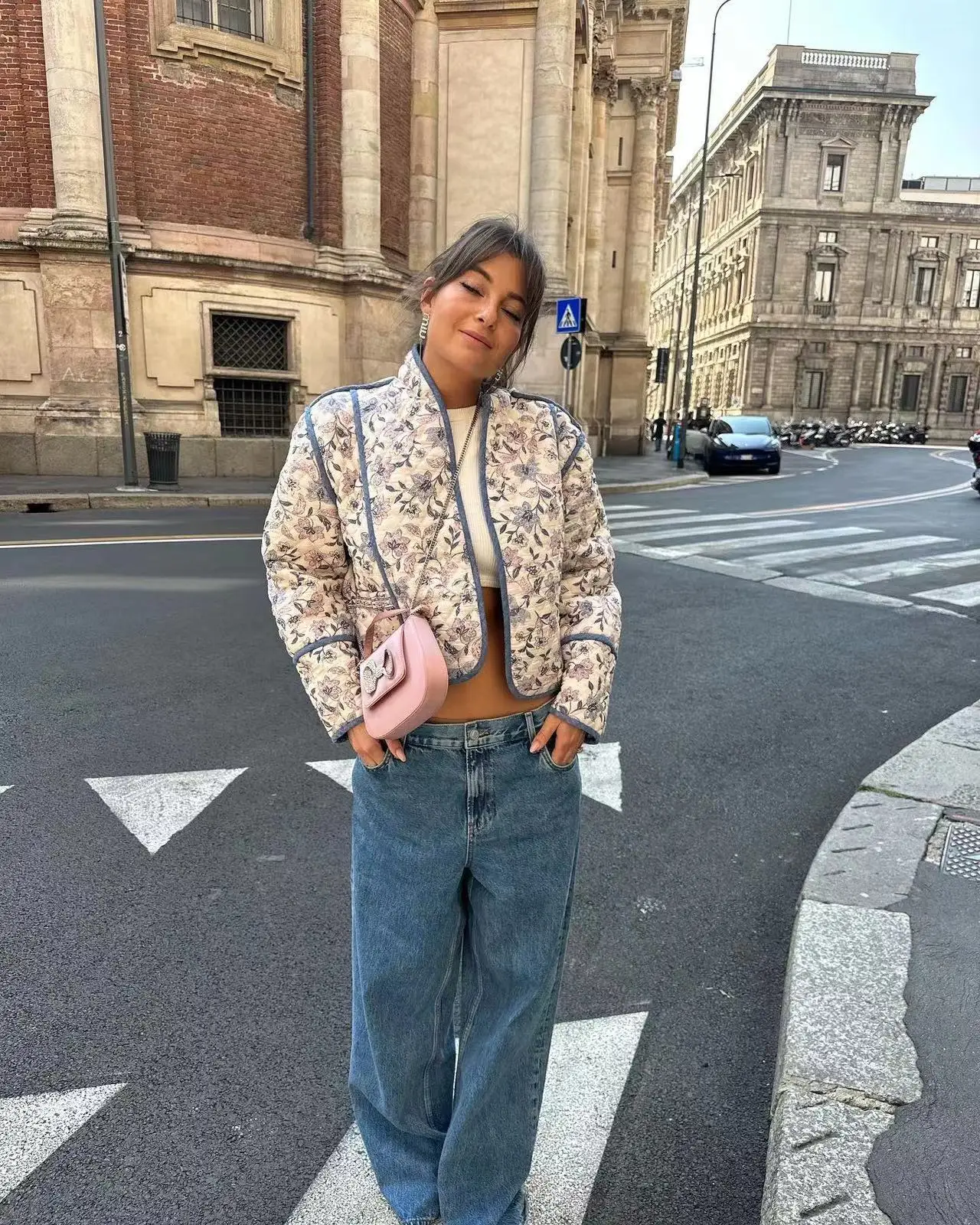 French Style Floral Print Quilted Jacket V Neck Open Front Blue Trim Pocket Loose Cropped Vintage Light Padded Outerwear
French Style Floral Print Quilted Jacket V Neck Open Front Blue Trim Pocket Loose Cropped Vintage Light Padded Outerwear