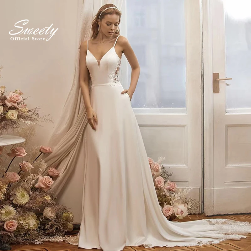 Sexy Robe Mariée Satin Lace A-line Floor Length V-neck Sleeveless Wedding Dress Backless Button Bride Elegant Vestido De Novia
Sexy Robe Mariée Satin Lace A-line Floor Length V-neck Sleeveless Wedding Dress Backless Button Bride Elegant Vestido De Novia