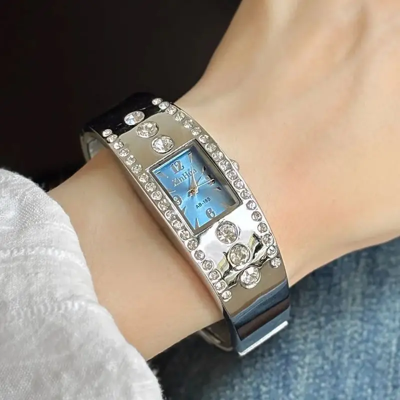 Elegant Top Luxury Diamond Square Quartz Watch for Women Gold Stainless Steel Waterproof Crystal Ladies Wristwatch
Elegant Top Luxury Diamond Square Quartz Watch for Women Gold Stainless Steel Waterproof Crystal Ladies Wristwatch