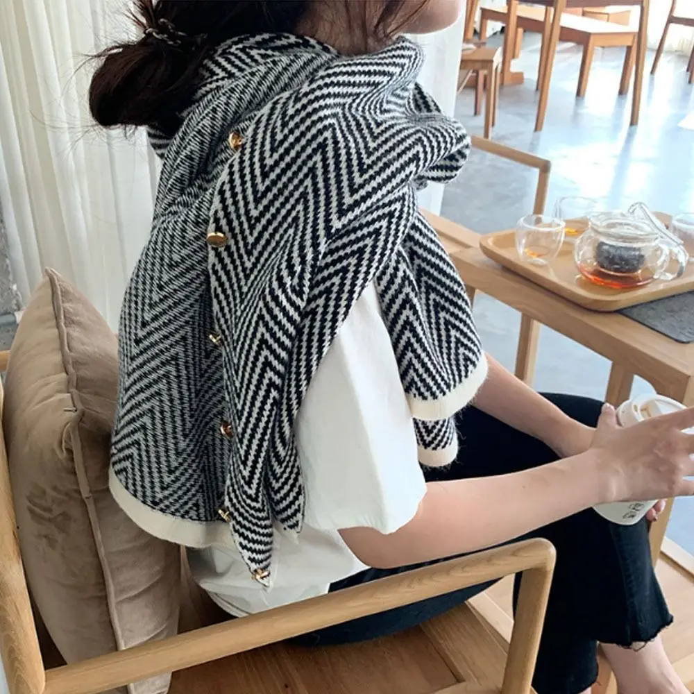 Новинка с пуговицами, шаль из пашмины, толстый теплый топ на плечах, повседневное вязаное толстое теплое пончо нестандартной формы, осень-зима
Новинка с пуговицами, шаль из пашмины, толстый теплый топ на плечах, повседневное вязаное толстое теплое пончо нестандартной формы, осень-зима