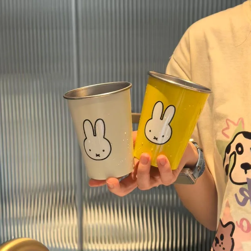 Горячая мультяшная серия Miffy, чашка для полоскания рта, милая креативная чашка для зубной щетки из нержавеющей стали 304, мужские и женские туалетные принадлежности
Горячая мультяшная серия Miffy, чашка для полоскания рта, милая креативная чашка для зубной щетки из нержавеющей стали 304, мужские и женские туалетные принадлежности