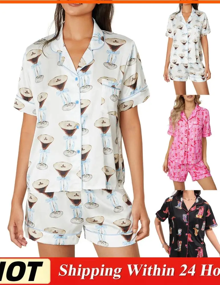 Комплект из футболки с коротким рукавом и шорт для женщин в стиле кокетельного шик
Комплект из футболки с коротким рукавом и шорт для женщин в стиле кокетельного шик