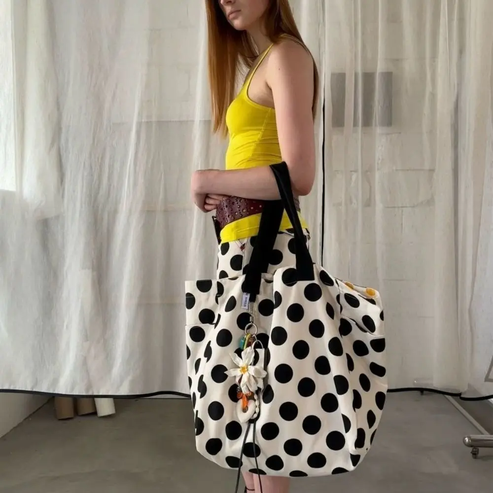 Thick Canvas Shoulder Tote Bag Reversible Design Wide Shoulder Strap Reversible Tote Lightweight Single Shoulder
Thick Canvas Shoulder Tote Bag Reversible Design Wide Shoulder Strap Reversible Tote Lightweight Single Shoulder