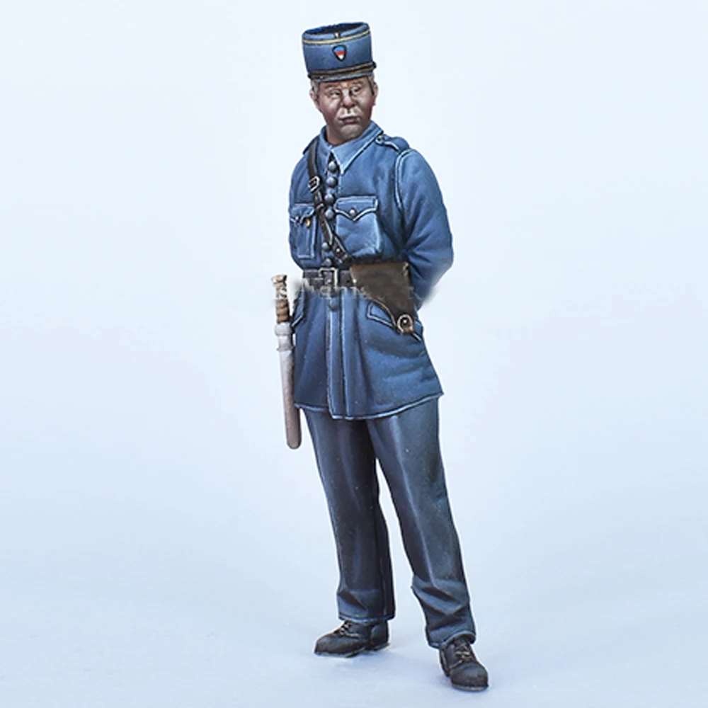 1/35 французский полицейский, WW2, модель солдата из смолы, военная тема Второй мировой войны, комплект в разобранном и неокрашенном виде
1/35 французский полицейский, WW2, модель солдата из смолы, военная тема Второй мировой войны, комплект в разобранном и неокрашенном виде