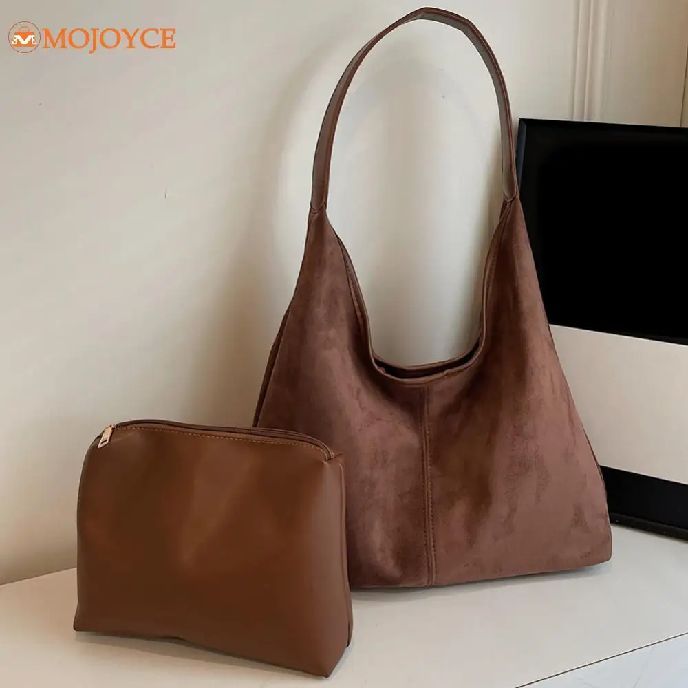 Frosted Vintage Women's Bag Large Capacity Shoulder Bag Solid Simple Commuter Bag Autumn Winter Faux Suede Hasp Closure Tote Bag
Frosted Vintage Women's Bag Large Capacity Shoulder Bag Solid Simple Commuter Bag Autumn Winter Faux Suede Hasp Closure Tote Bag
