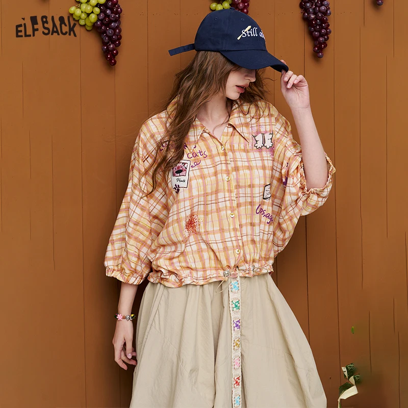 ELFSACK Women's Plaid Print Cropped Shirt with Graffiti Patches, Preppy Drawstring Hem Blouse, Casual Loose Fit for Streetwear
ELFSACK Women's Plaid Print Cropped Shirt with Graffiti Patches, Preppy Drawstring Hem Blouse, Casual Loose Fit for Streetwear