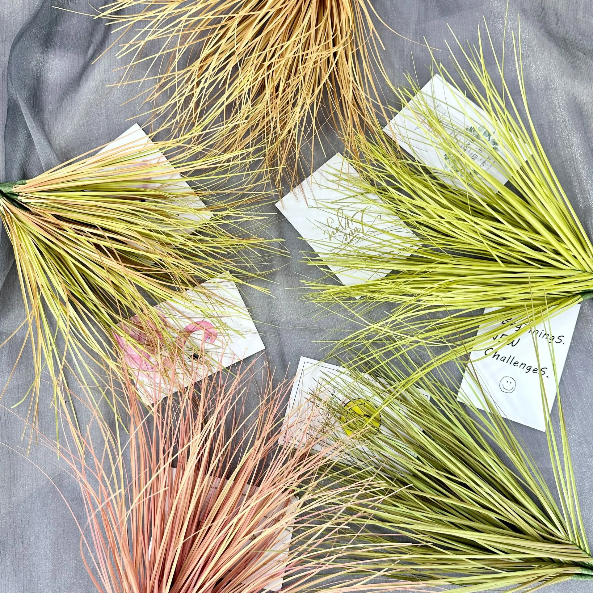 10PCS/set Simulation Grass Silk Reed Raffia Grass PVC Soft Material Indoor Soft Decoration False Green Plant Landscape Prop
10PCS/set Simulation Grass Silk Reed Raffia Grass PVC Soft Material Indoor Soft Decoration False Green Plant Landscape Prop
