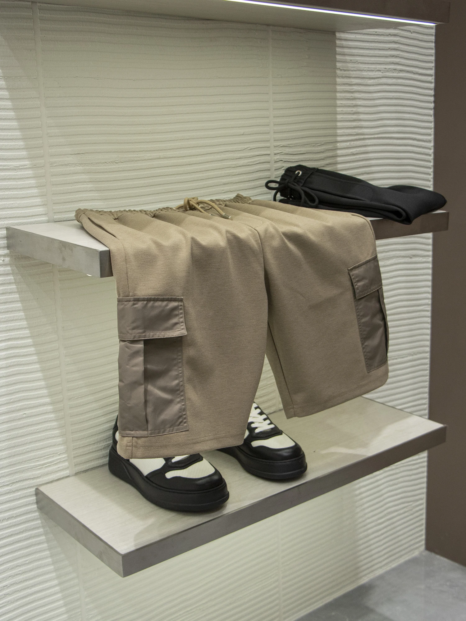 Faionable Casual Men's Summer orts with Large kets Loose Fit Urban Sle mid High Waist Straight Leg Five-Quarter Length
Faionable Casual Men's Summer orts with Large kets Loose Fit Urban Sle mid High Waist Straight Leg Five-Quarter Length