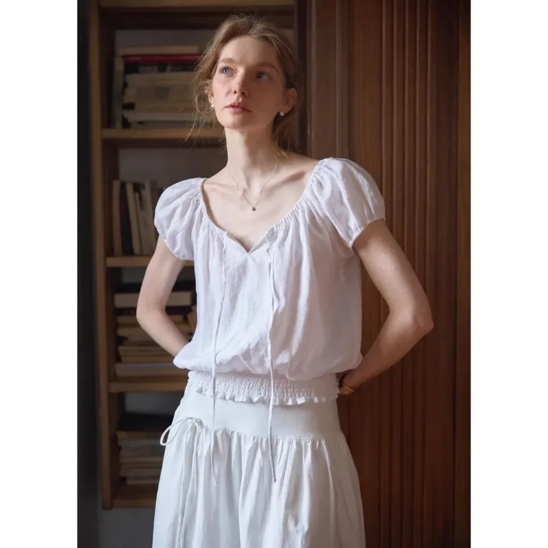 Women's French Retro White Short Sleeve Tie Blouse Sweet V-Neck Cropped Waist-Fitted Top Unique Casual Summer Top
Women's French Retro White Short Sleeve Tie Blouse Sweet V-Neck Cropped Waist-Fitted Top Unique Casual Summer Top