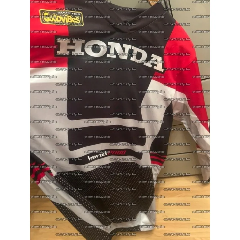 Мужская гоночная команда Honda Motorcycle Racing Team с длинным рукавом # 21 TORTRLLI, весенне-осенние женские рубашки, новинка 2025 года, спортивная быстросохнущая одежда, топы
Мужская гоночная команда Honda Motorcycle Racing Team с длинным рукавом # 21 TORTRLLI, весенне-осенние женские рубашки, новинка 2025 года, спортивная быстросохнущая одежда, топы