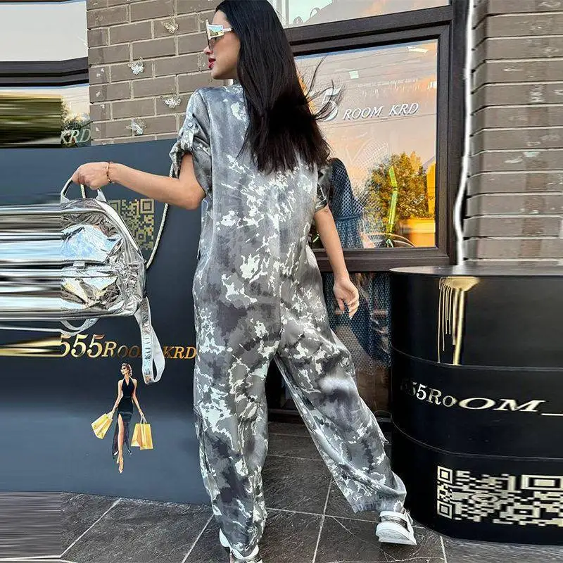 Summer 2025 Women's Loose Casual Printed One-Piece Pants Zipper High Quality Cross-Border Low Waist Long Polyester Fabric
Summer 2025 Women's Loose Casual Printed One-Piece Pants Zipper High Quality Cross-Border Low Waist Long Polyester Fabric