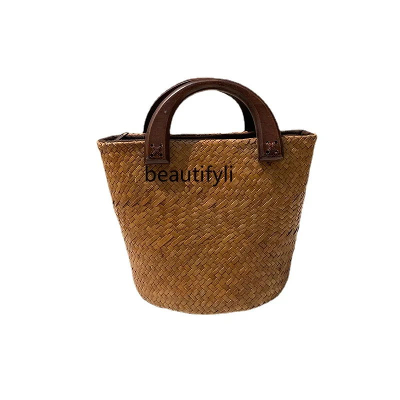 French Retro Large Capacity Woven Bag Wooden Handle Straw Bag Rattan Portable Beach Bag Women
French Retro Large Capacity Woven Bag Wooden Handle Straw Bag Rattan Portable Beach Bag Women