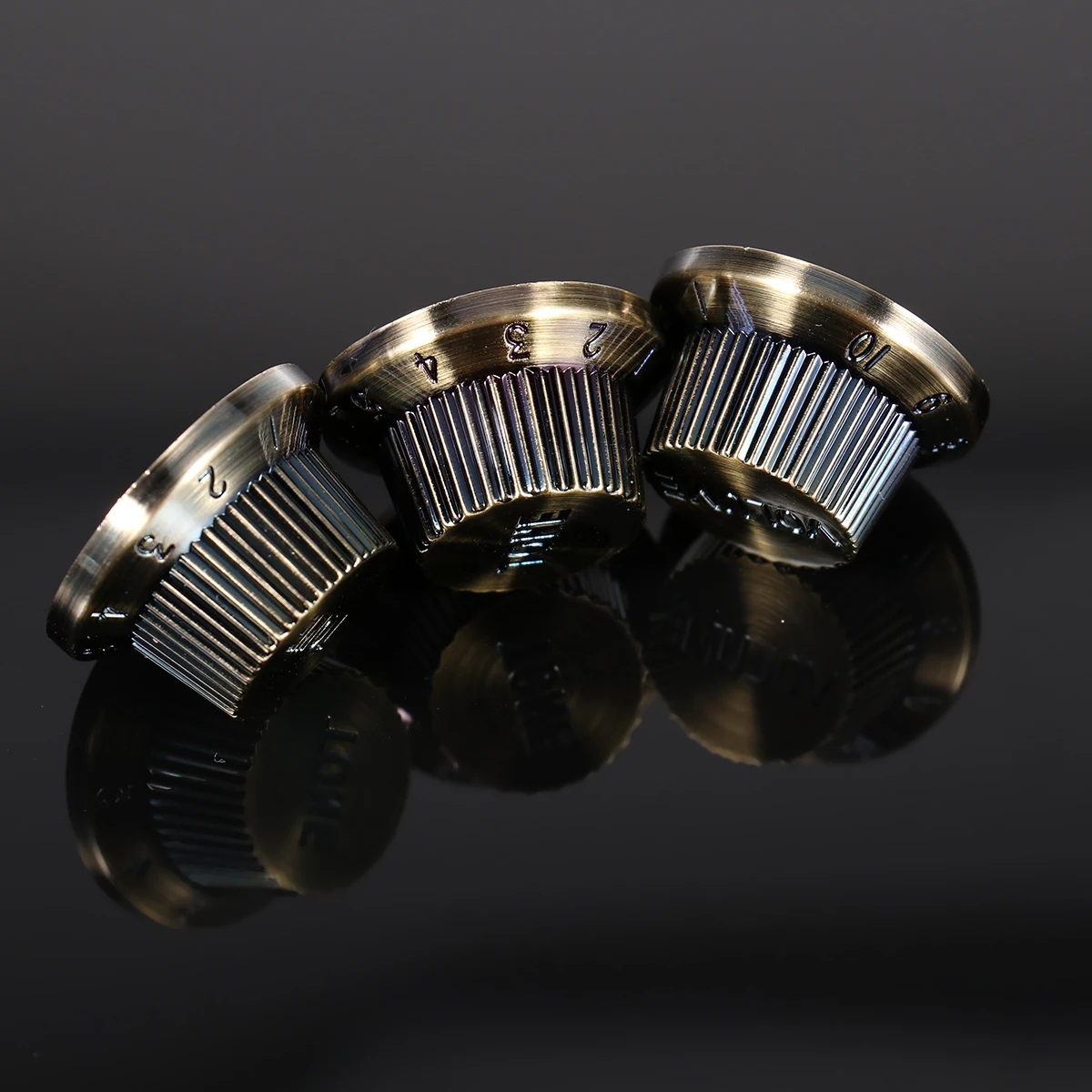 3 pcs Plastic Volume Tone Control Knobs Bronze D65 Replacement For Bass Parts Accessories Flat Cap 1 Volume 2 Tone Black Durable
3 pcs Plastic Volume Tone Control Knobs Bronze D65 Replacement For Bass Parts Accessories Flat Cap 1 Volume 2 Tone Black Durable