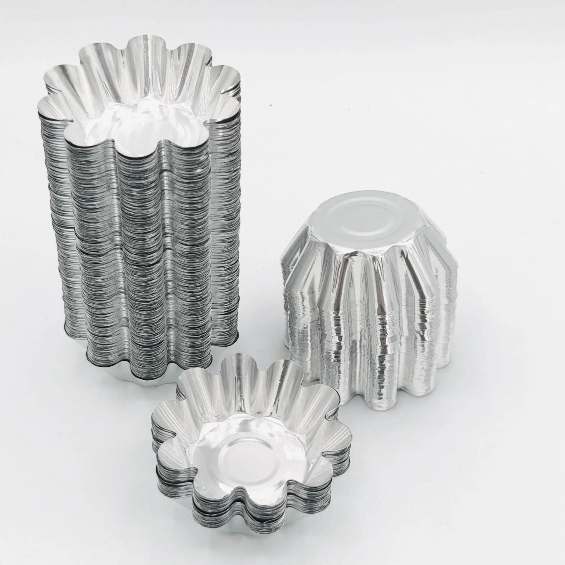 French sun lace egg tart tin tray work in progress Melaleuca chrysanthemum tower disposable baking mold aluminum foil tray
French sun lace egg tart tin tray work in progress Melaleuca chrysanthemum tower disposable baking mold aluminum foil tray