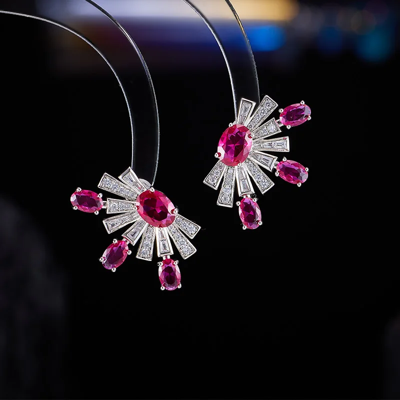 Elegant Geometric Fan-Shaped Earrings Micro Inlaid Zircon S925 Sterling Silver Needle Women's Fashion Jewelry LYX206
Elegant Geometric Fan-Shaped Earrings Micro Inlaid Zircon S925 Sterling Silver Needle Women's Fashion Jewelry LYX206
