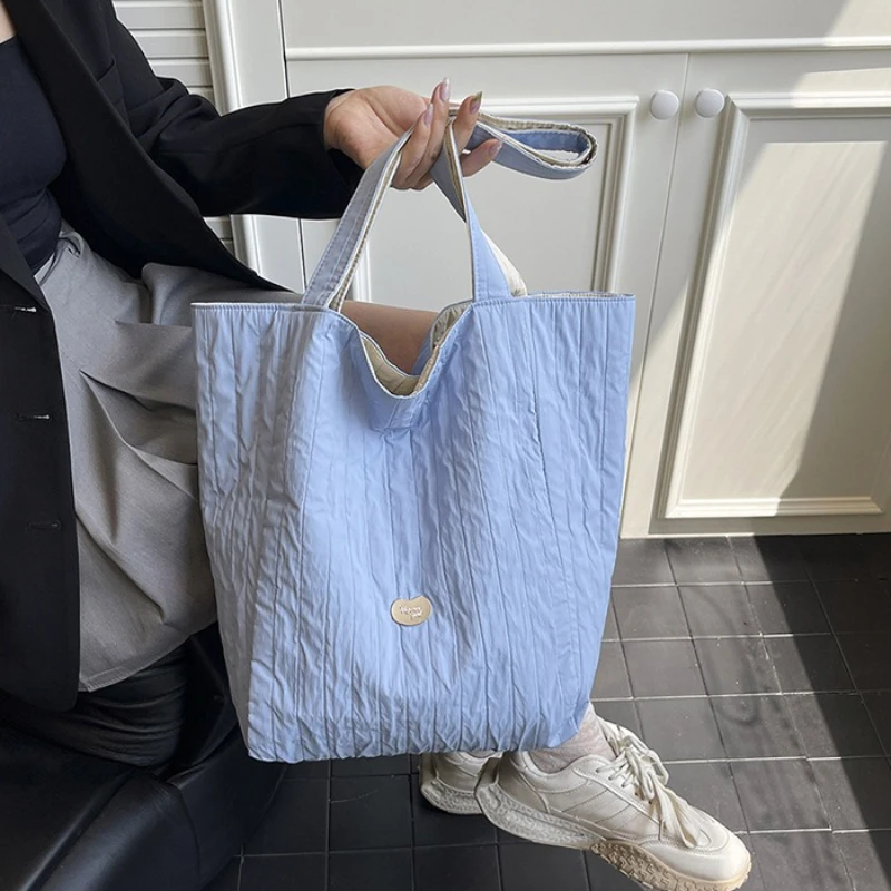 Nylon Cloth Bag Women Tote Bag Large Capacity Summer 2025 New All-Match Ins One-Shoulder College Student Class Bag Lady Handbag
Nylon Cloth Bag Women Tote Bag Large Capacity Summer 2025 New All-Match Ins One-Shoulder College Student Class Bag Lady Handbag