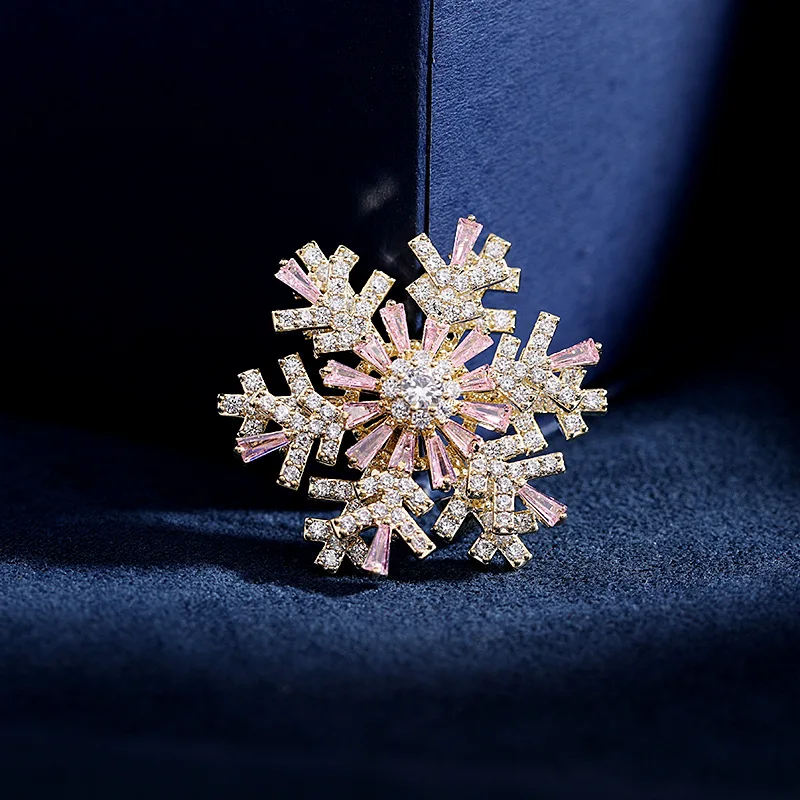 Elegant Cubic Zirconia Snowflake Brooch Pin Christams Decoration Coat Suit Corsage Wedding Party Jewelry Accessories Wholesale
Elegant Cubic Zirconia Snowflake Brooch Pin Christams Decoration Coat Suit Corsage Wedding Party Jewelry Accessories Wholesale
