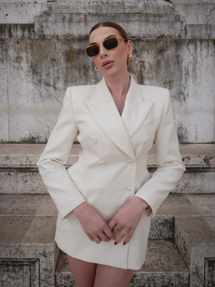 Shoulder Pad Double Breasted Suit Jacket Women Elegant Turn-down Collar Full Sleeve Waist Cinching Long Blazers Chic Lady Coats
Shoulder Pad Double Breasted Suit Jacket Women Elegant Turn-down Collar Full Sleeve Waist Cinching Long Blazers Chic Lady Coats