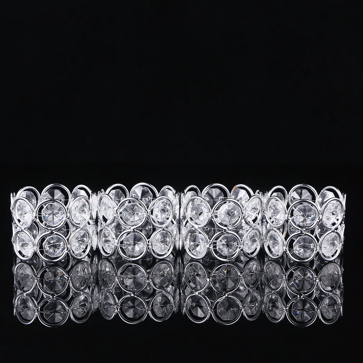 4Pcs Crystal Napkin Rings Metal Sparkly Wedding Napkin Holders Romantic Party Decoration Buckles Silver Serviette Buckles
4Pcs Crystal Napkin Rings Metal Sparkly Wedding Napkin Holders Romantic Party Decoration Buckles Silver Serviette Buckles