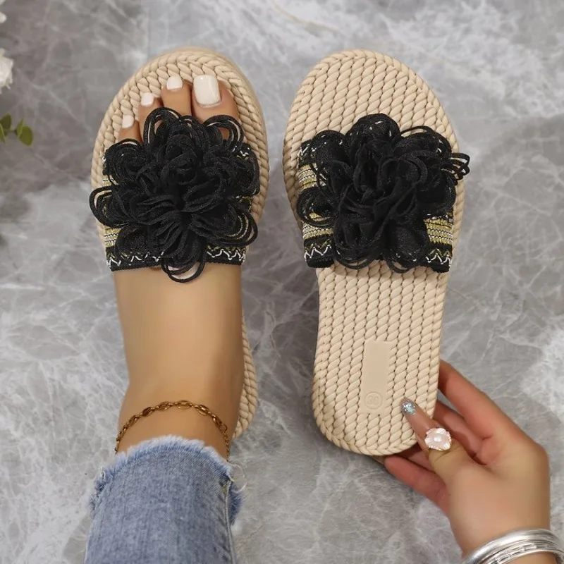 2026 Women Bohemian Slides Slippers Summer Beach Straw Sole Woven 3D Flower Floral Ethnic Retro Ladies Outdoor Walking Sandals
2026 Women Bohemian Slides Slippers Summer Beach Straw Sole Woven 3D Flower Floral Ethnic Retro Ladies Outdoor Walking Sandals