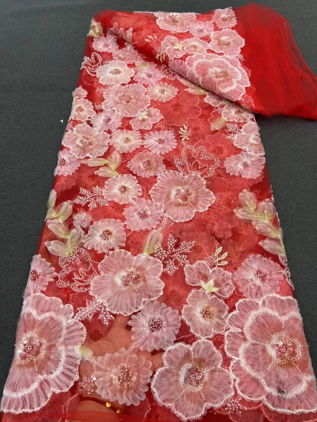 Hot On Sale Nigeria Fashion Colorful Fabric Handmade 3D Embroidery Net Lace Beads With Sequins For Making Women Wedding Dress
Hot On Sale Nigeria Fashion Colorful Fabric Handmade 3D Embroidery Net Lace Beads With Sequins For Making Women Wedding Dress